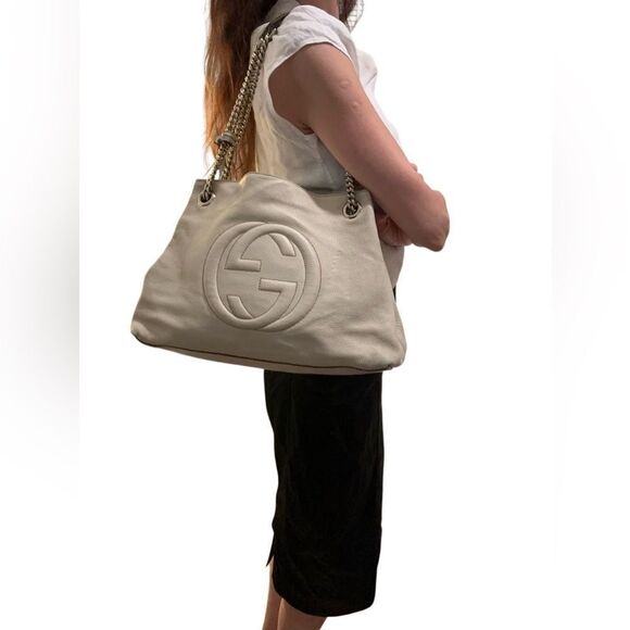 Gucci Soho White Leather Shoulder Bag with Chain Strap and Tassel - Picture 1 of 16